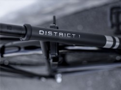 TREK District 1 Equipped Lowstep MATTE DNISTER BLACK